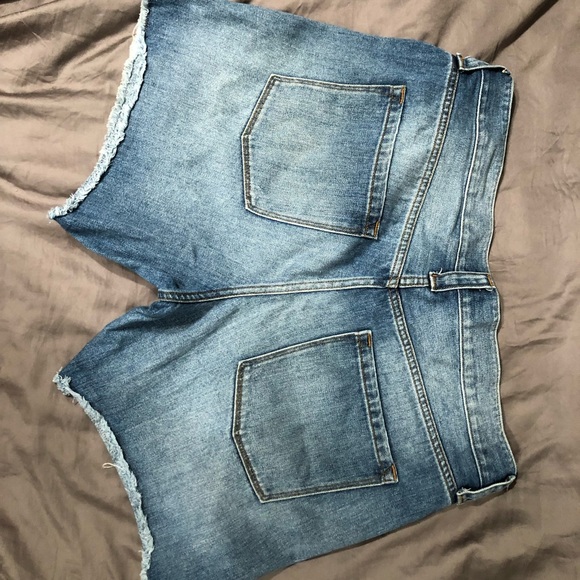 J. Crew Jean shorts - Picture 7 of 7